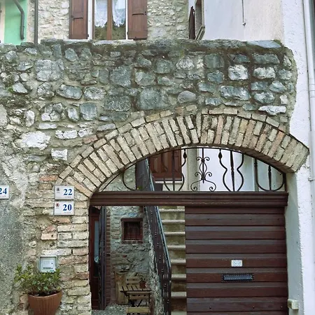 Castello 3 * Malcesine