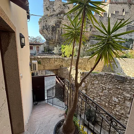 Castello 3